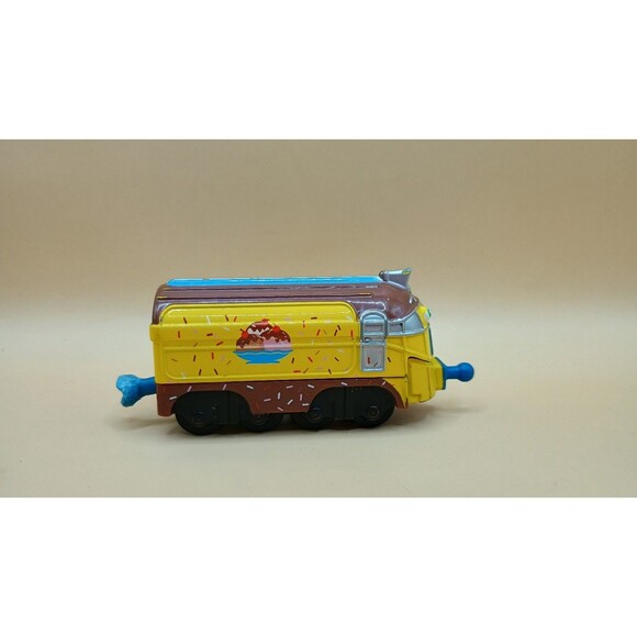 Chuggington - Frostini Train Engine - Die-Cast - USED - Picture 4 of 7